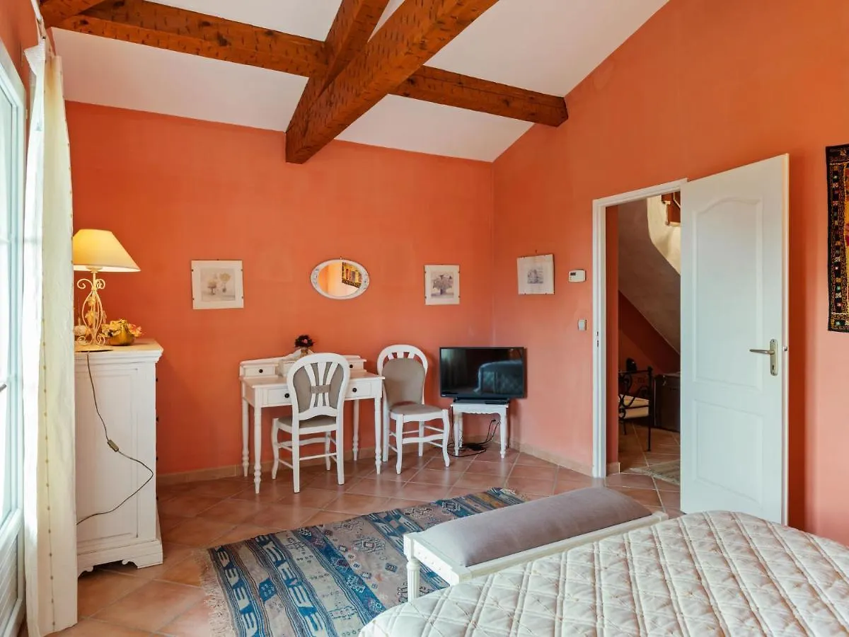 Villa Charming Holiday Home In Lorgues With Private Pool Francia
