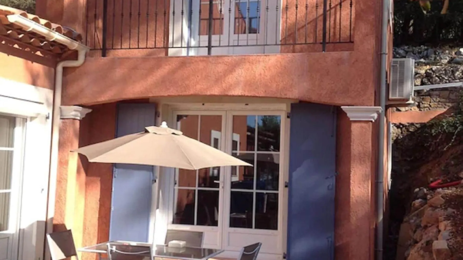 Charming Holiday Home In Lorgues With Private Pool Villa