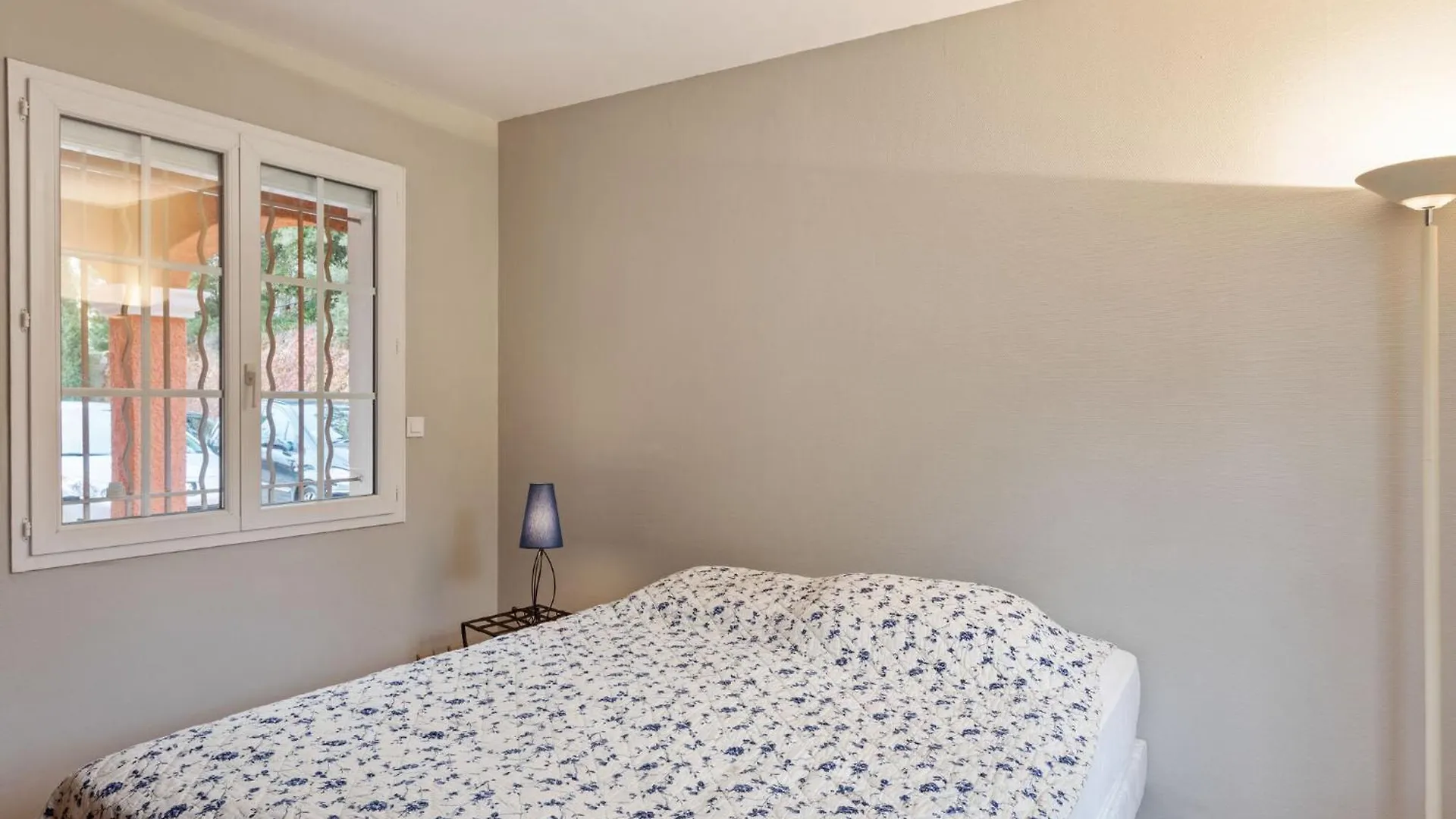 Charming Holiday Home In Lorgues With Private Pool 0*,